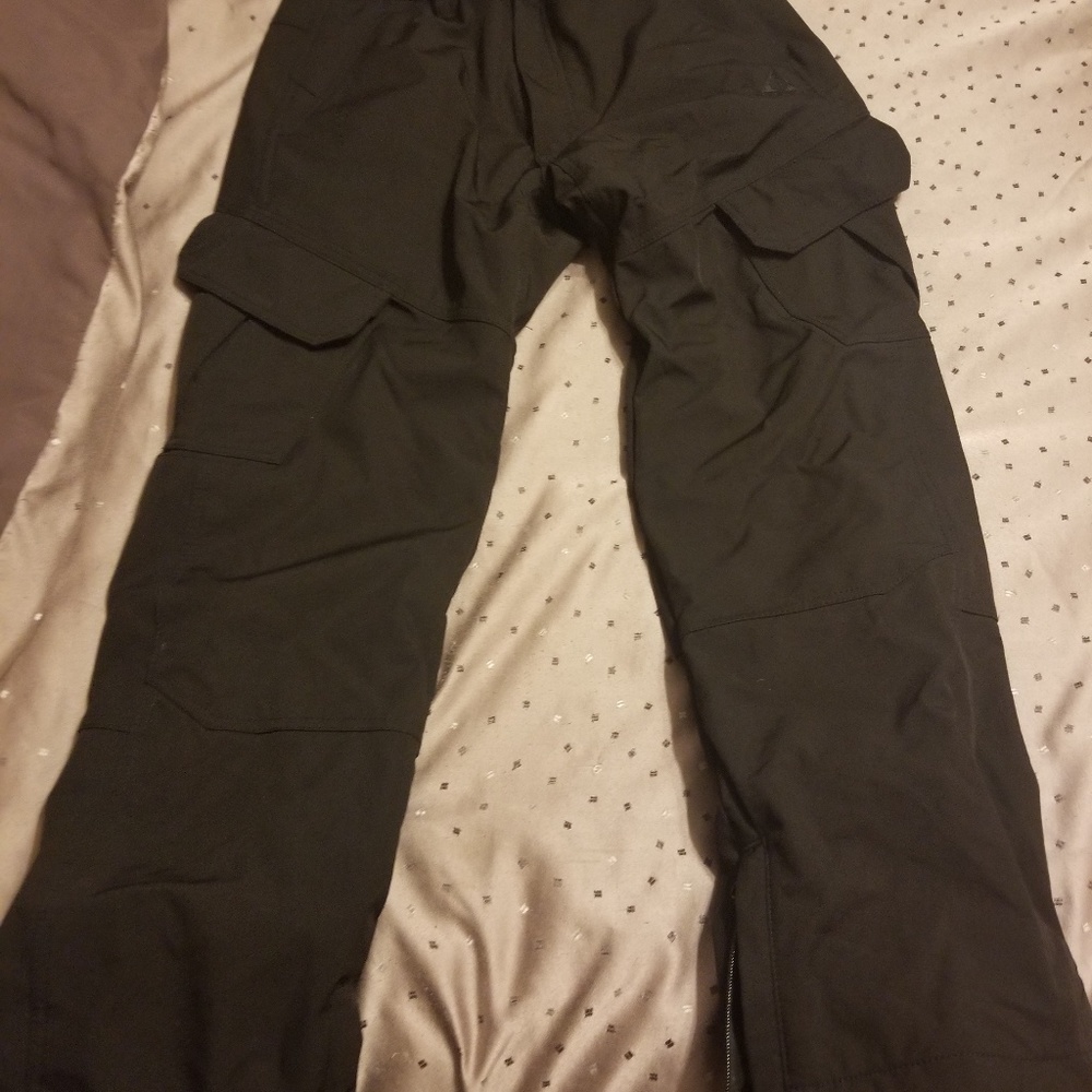 Women's snow pants
